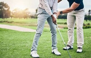 【ラウンドレッスンのご案内】新たに迎えたトッププロコーチが、あなたのゴルフを劇的に変える！新次元レッスンとは？