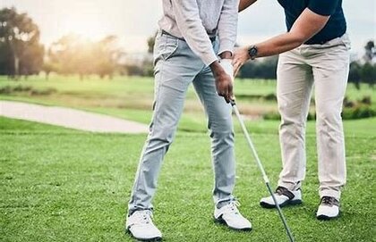 【ラウンドレッスンのご案内】新たに迎えたトッププロコーチが、あなたのゴルフを劇的に変える！新次元レッスンとは？